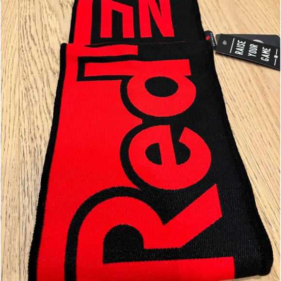 New York RedBull scarf by Ruffneck Scarves (NEW) - Picture 3 of 9